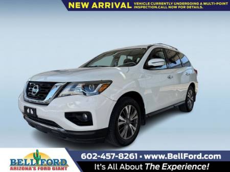 2017 Nissan Pathfinder SL