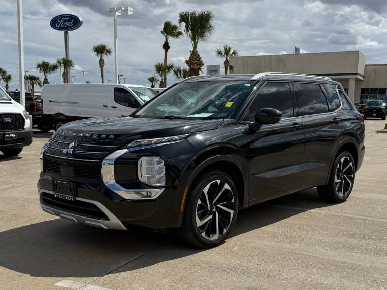 2022 Mitsubishi Outlander SEL