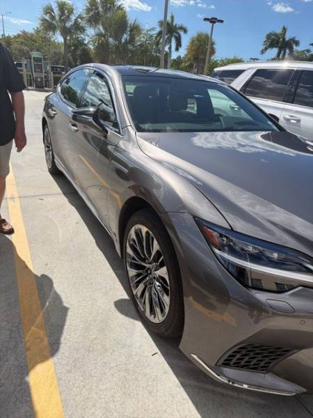 2023 Lexus LS 500 Base