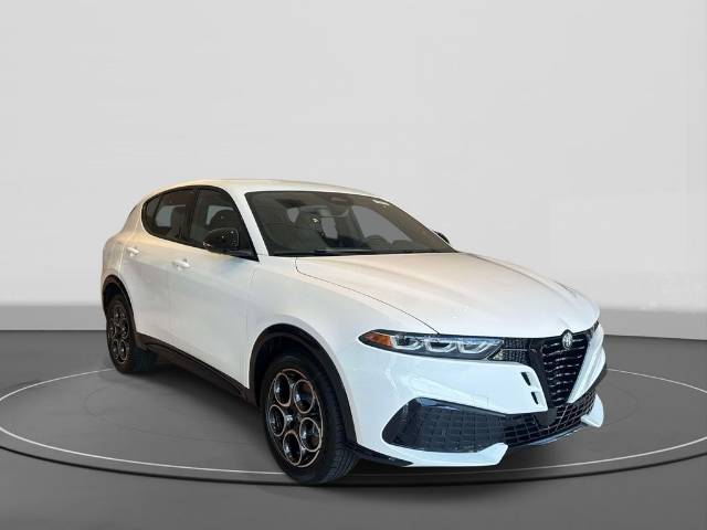 2026 Alfa Romeo Tonale Base