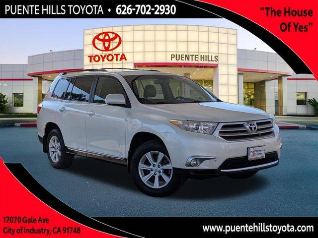 2012 Toyota Highlander SE