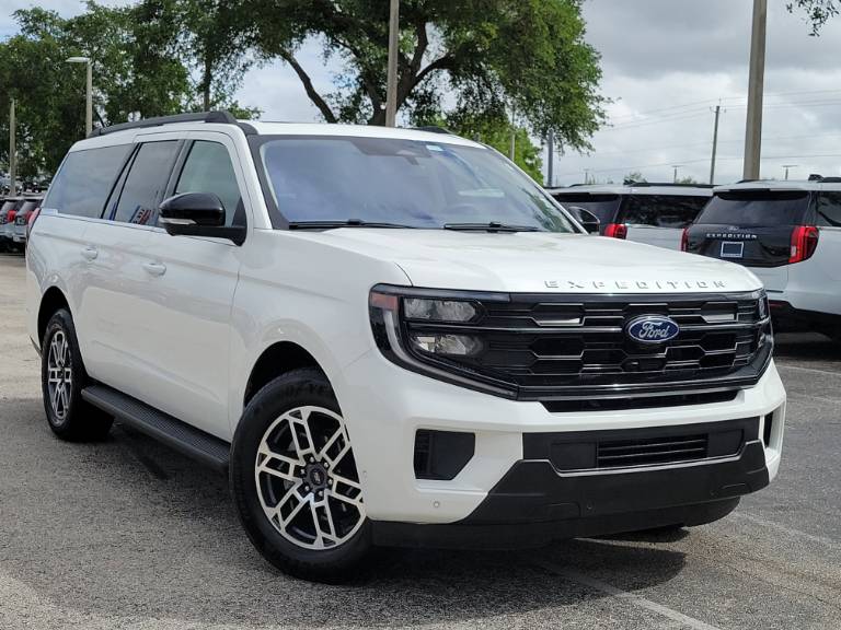 2025 Ford Expedition MAX Active