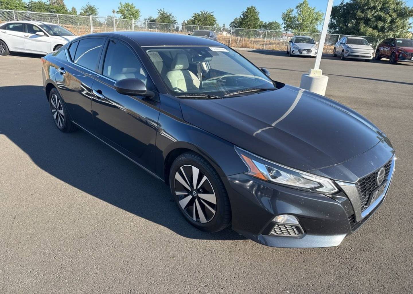 2022 Nissan Altima SV