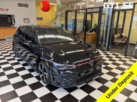 2024 Volkswagen Golf GTI SE