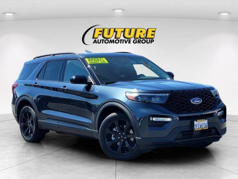 2023 Ford Explorer ST-Line