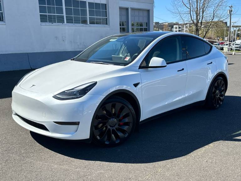 2023 Tesla Model Y Performance