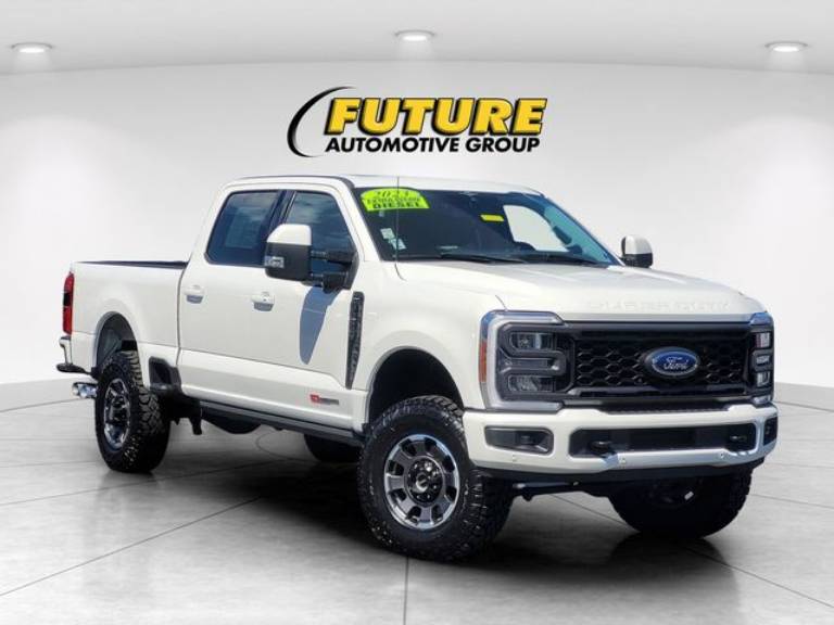 2023 Ford F-250SD LARIAT