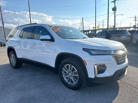 2023 Chevrolet Traverse LT Leather