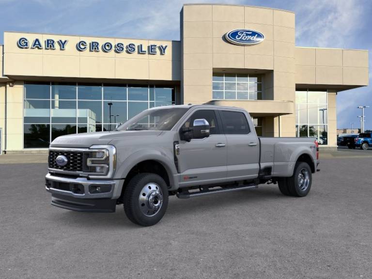 2026 Ford Super Duty F-450 DRW LARIAT