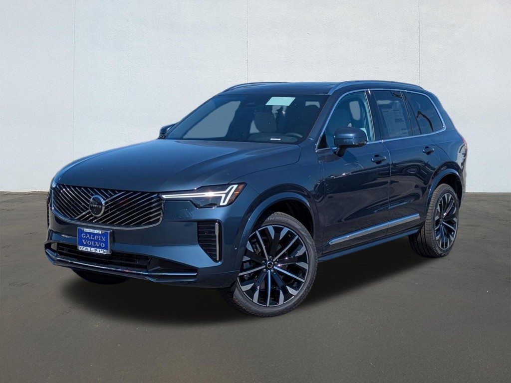 2026 Volvo XC90 B5 Plus Bright