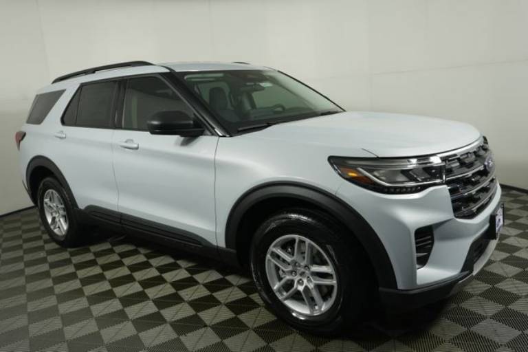 2026 Ford Explorer Active w/100A Pkg
