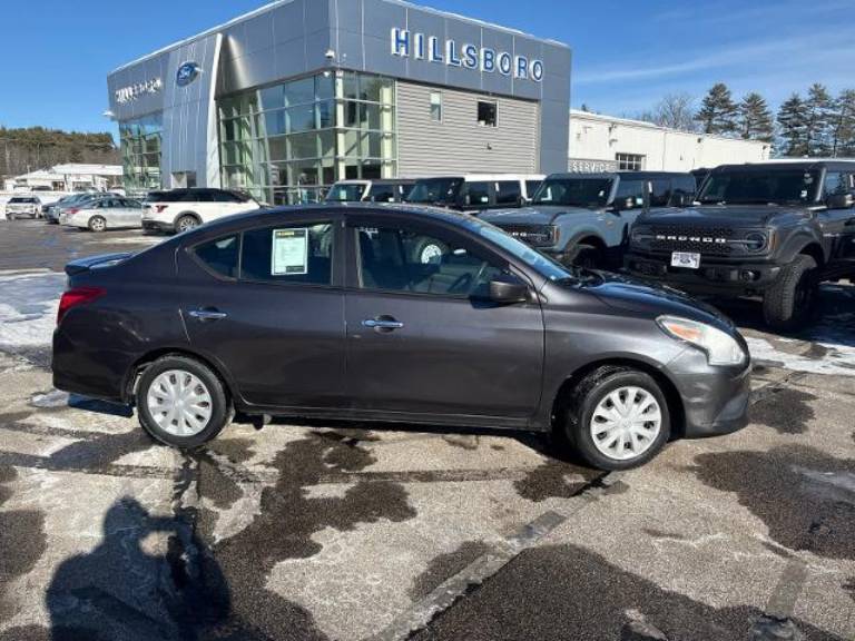 2015 Nissan Versa 1.6 SV
