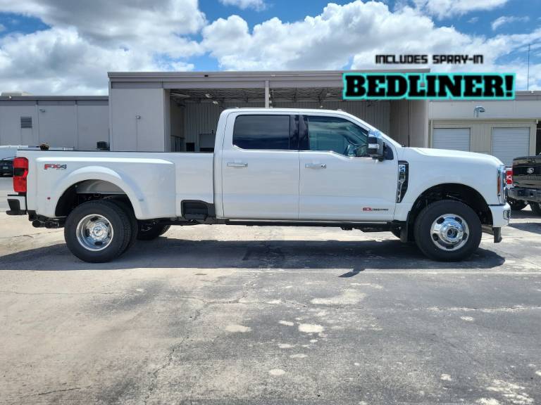 2026 Ford Super Duty F-350 DRW Platinum