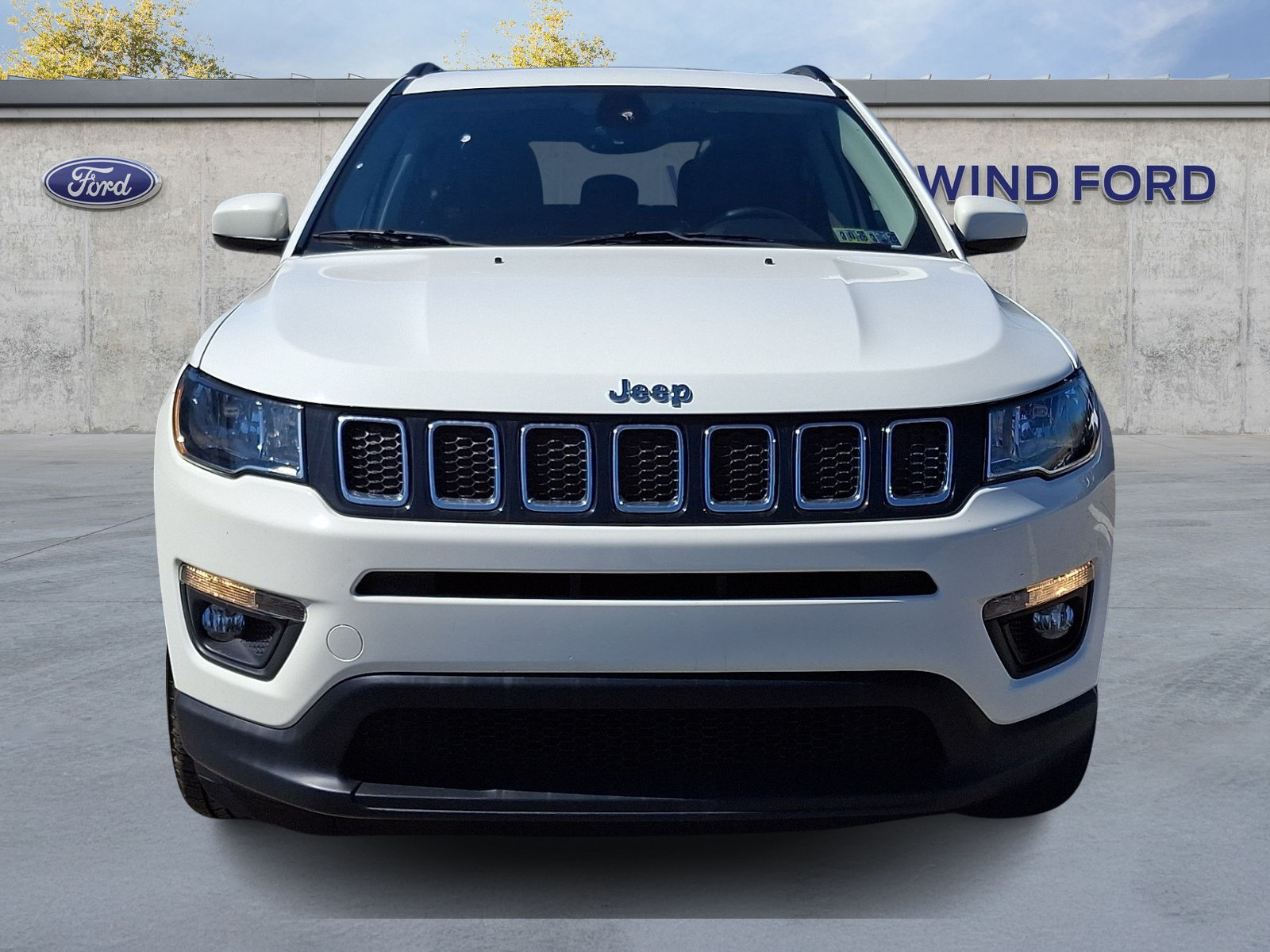 Used 2018 Jeep Compass Latitude with VIN 3C4NJDBB6JT246371 for sale in Heidelberg, PA
