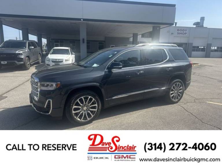 2023 GMC Acadia Denali