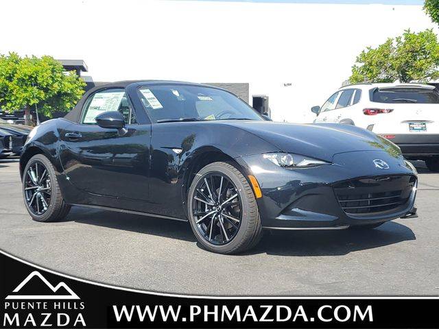 2026 Mazda MX-5 Miata Grand Touring