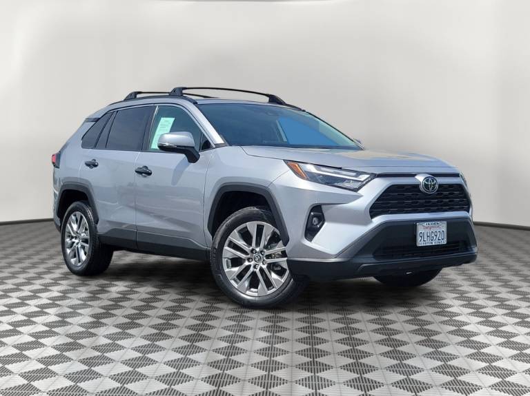 2024 Toyota RAV4 XLE Premium