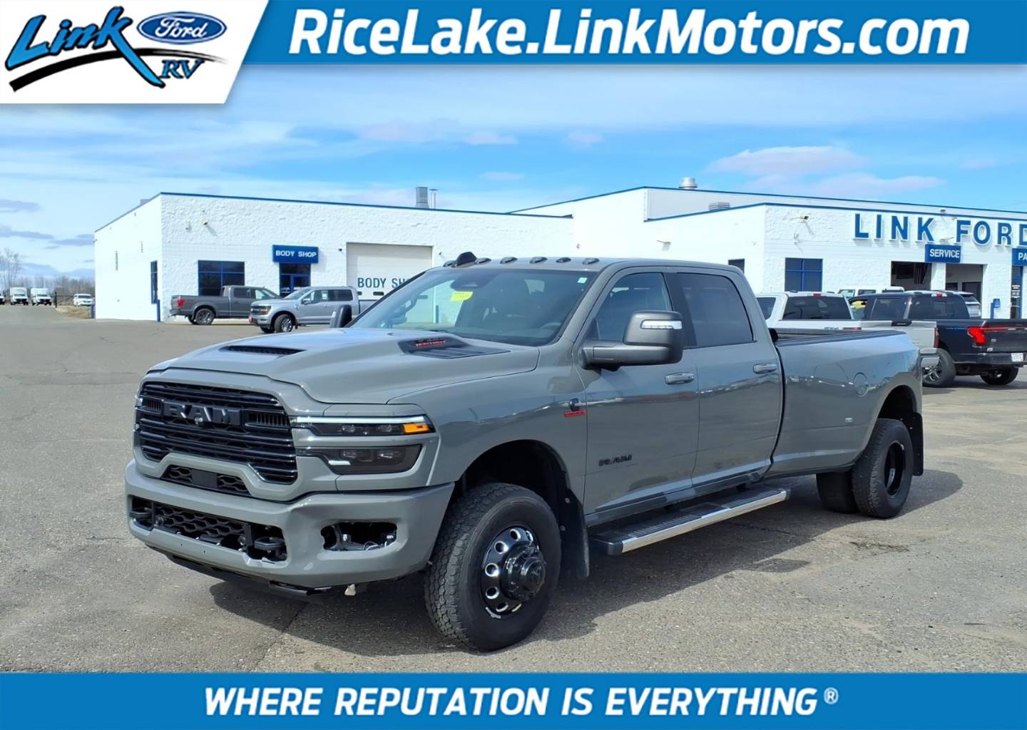 2026 RAM 3500 Laramie 4X4 Crew Cab LWB's photo