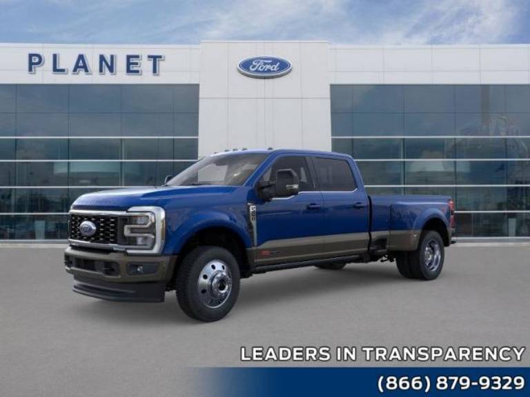 2026 Ford Super Duty F-450 DRW King Ranch 4WD Crew Cab 8' Box