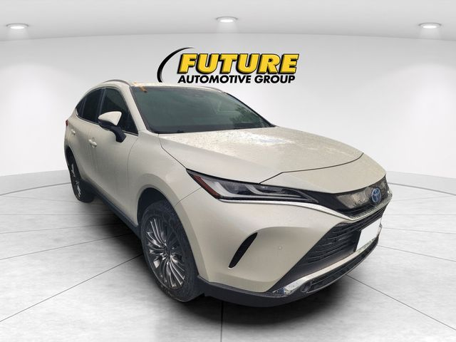 2022 Toyota Venza XLE