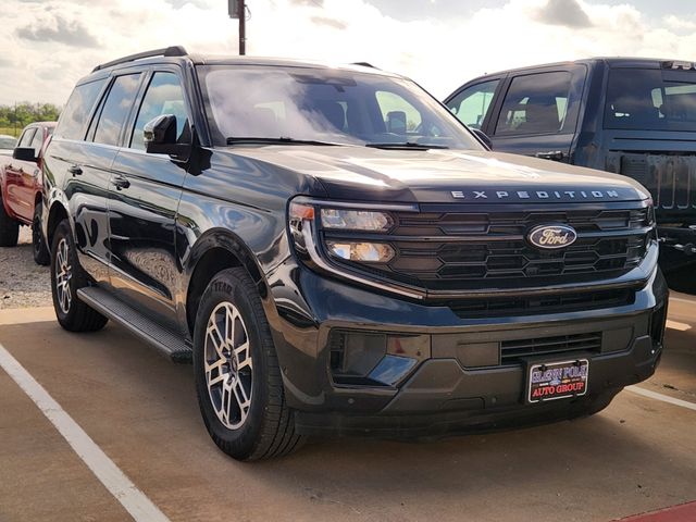 Used 2025 Ford Expedition Active