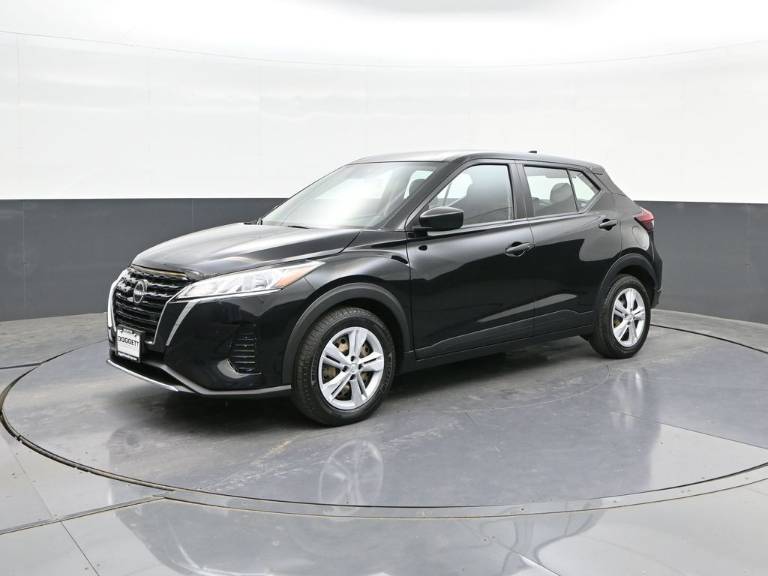 2022 Nissan Kicks S