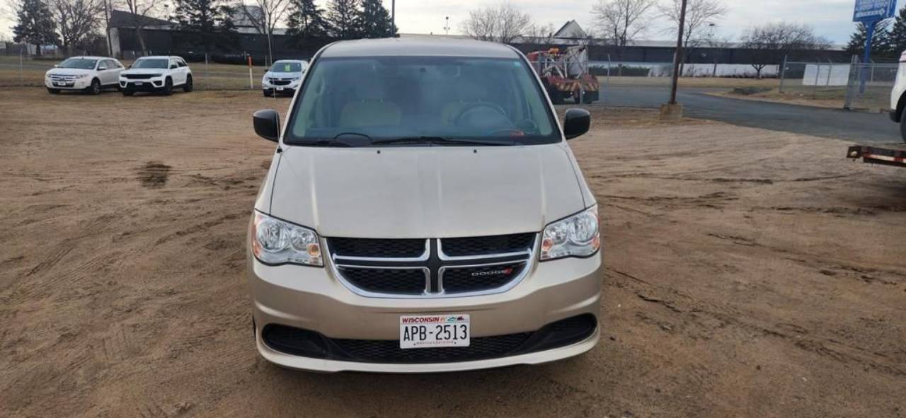Used 2015 Dodge Grand Caravan SE with VIN 2C4RDGBG0FR605729 for sale in North Branch, Minnesota
