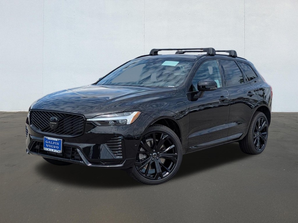 2026 Volvo XC60 Plug-In Hybrid T8 Ultra Black Edition