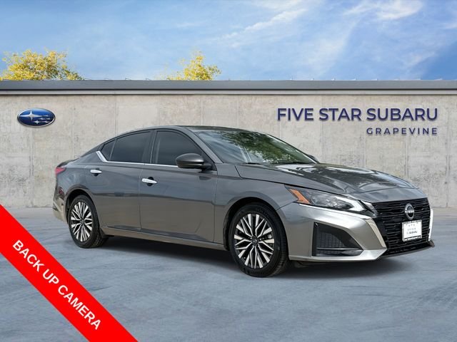 Used 2024 Nissan Altima 2.5 SV