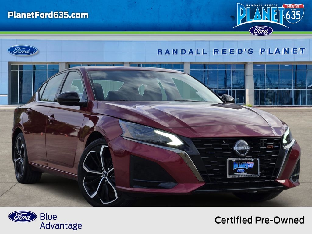 2024 Nissan Altima SR