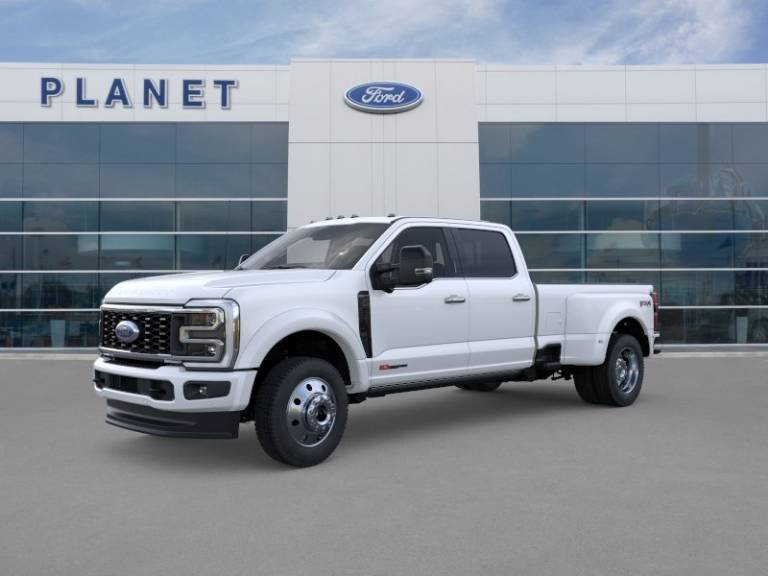 2026 Ford Super Duty F-450 DRW Platinum 4WD Crew Cab 8' Box