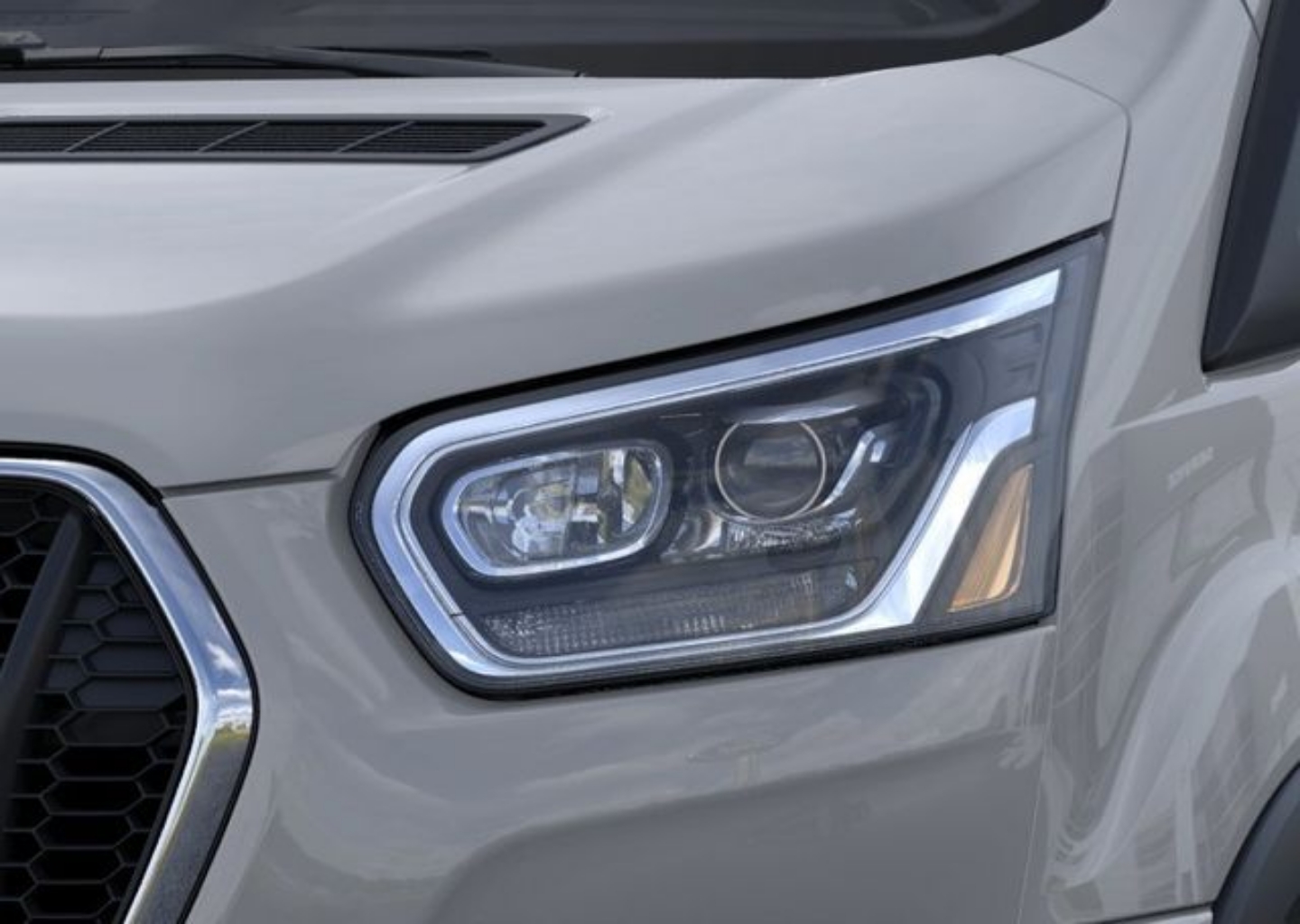 2025 Ford Transit Passenger Van XLT - Photo 18