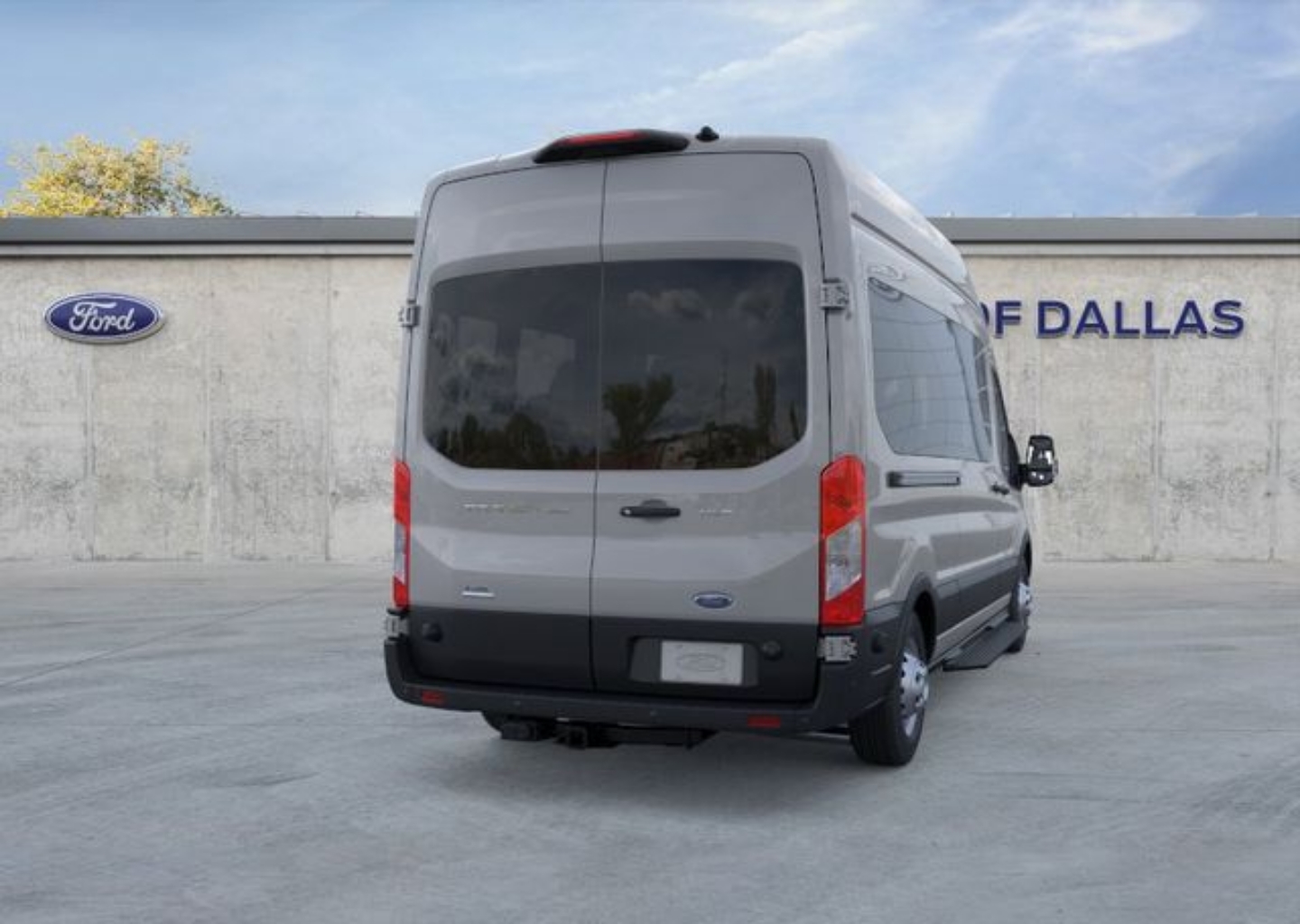2025 Ford Transit Passenger Van XLT - Photo 8