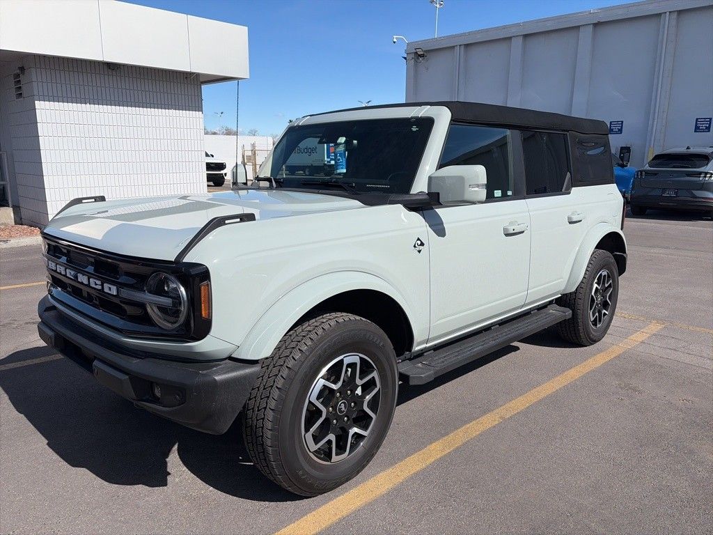 2024 Ford Bronco Outer Banks
