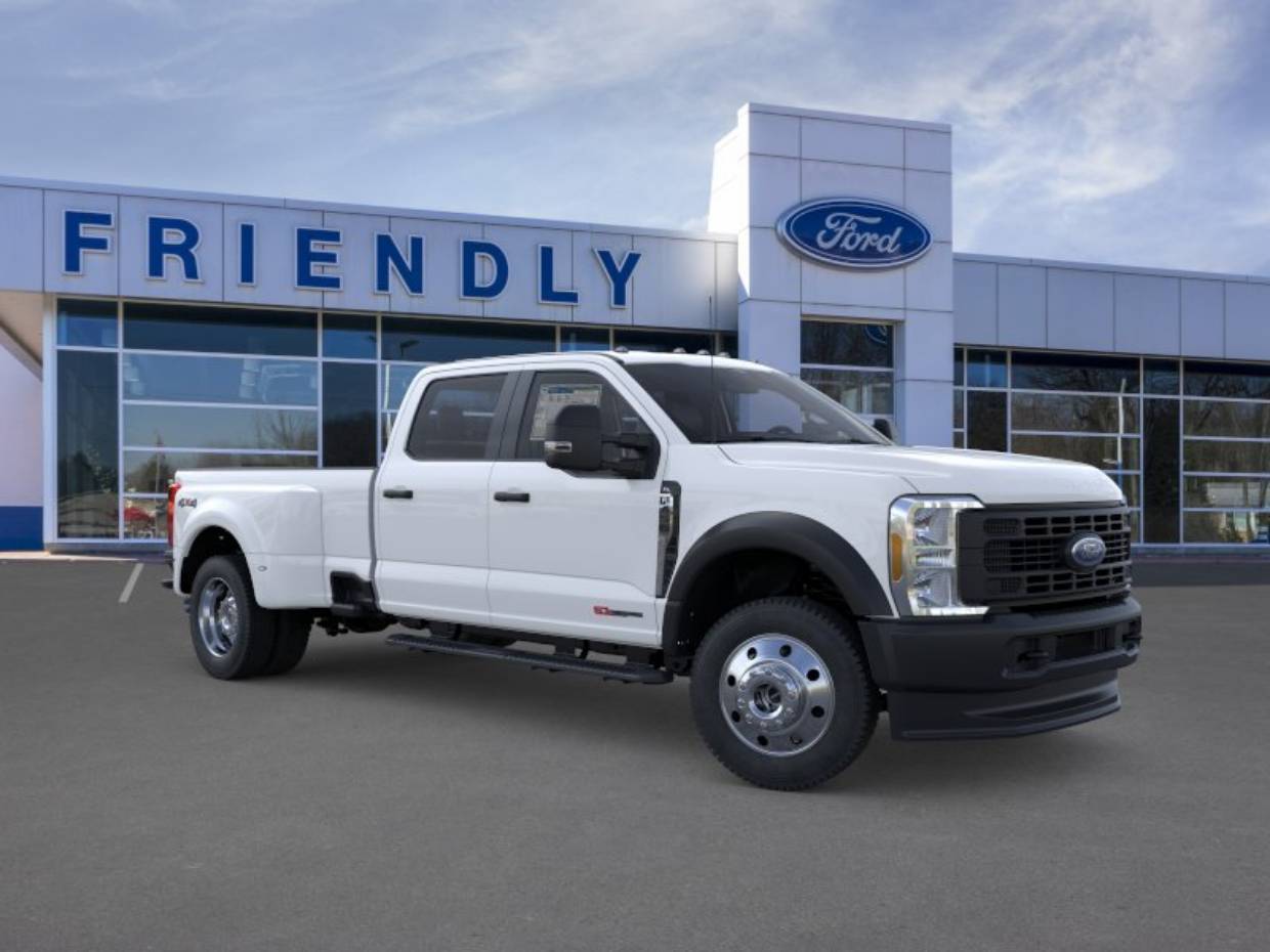 2026 Ford F-450 XL 4x4 Crew Cab 8' Box DRW's photo