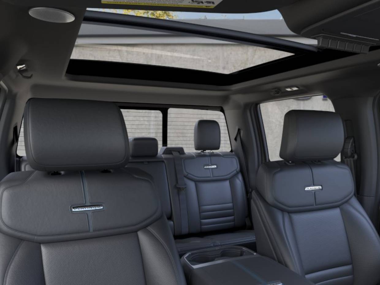 2025 Ford F-350 Super Duty Platinum - Photo 22