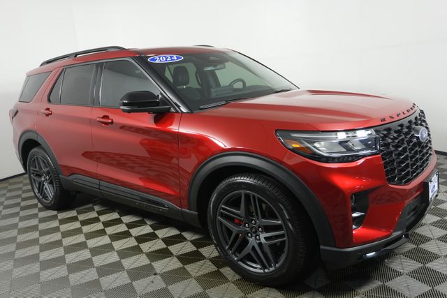 Used 2025 Ford Explorer ST with VIN 1FMWK8GC2SGA11011 for sale in Kansas City