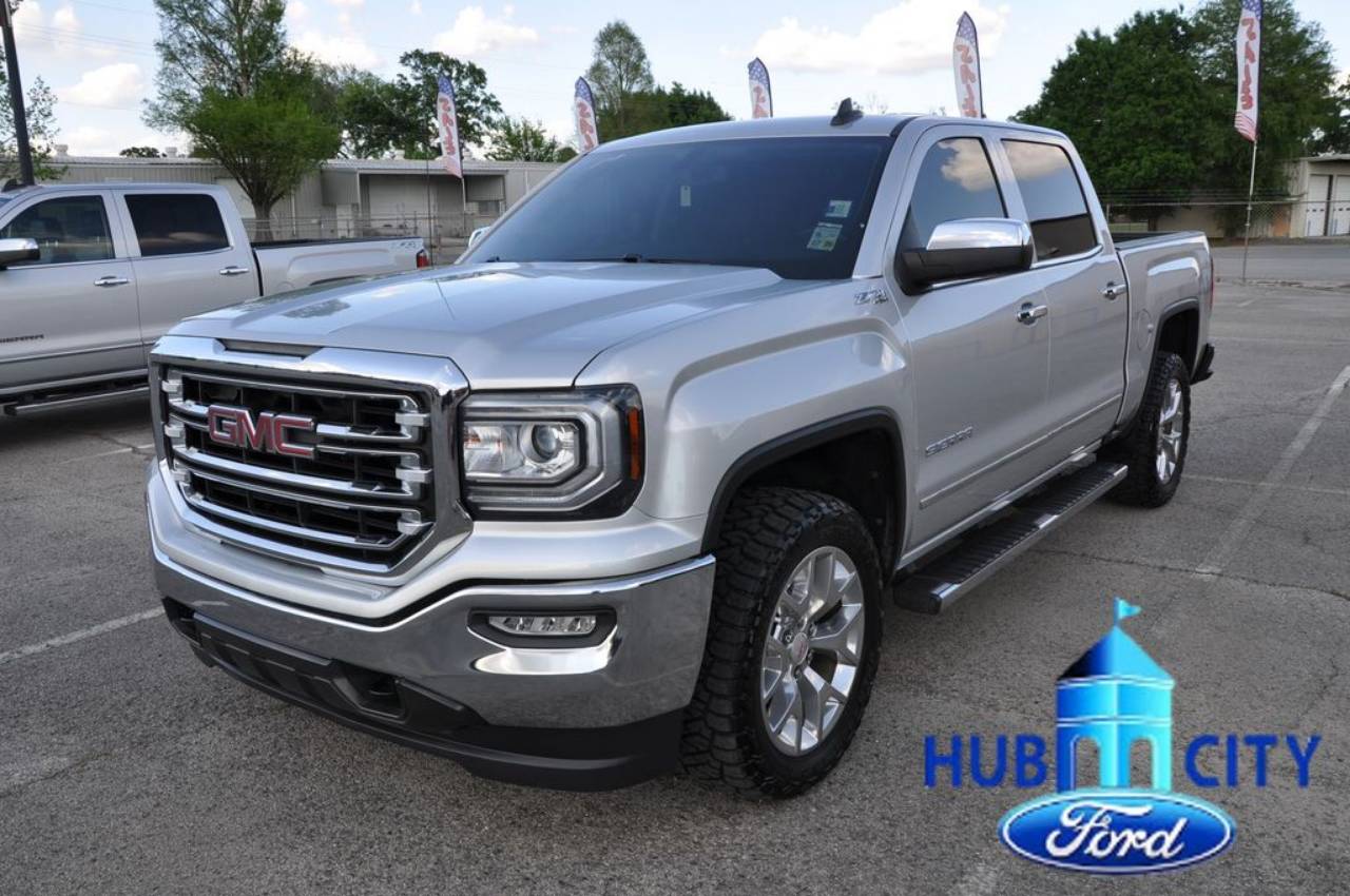 2018 GMC Sierra 4WD Crew Cab Standard Box SLT's photo