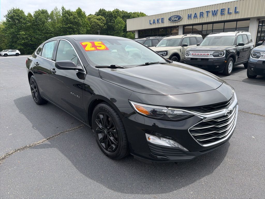 Used 2025 Chevrolet Malibu LT