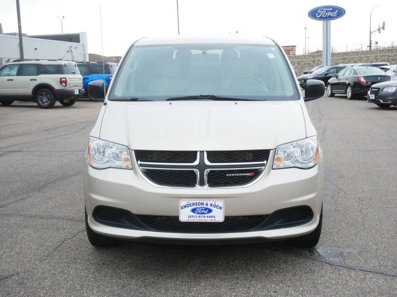Used 2015 Dodge Grand Caravan SE with VIN 2C4RDGBG0FR605729 for sale in North Branch, Minnesota