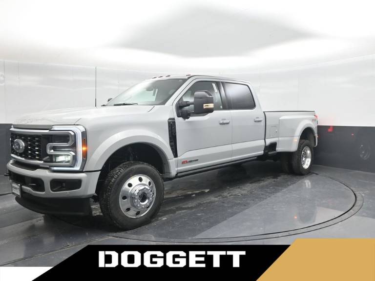 2026 Ford Super Duty F-450 DRW Platinum