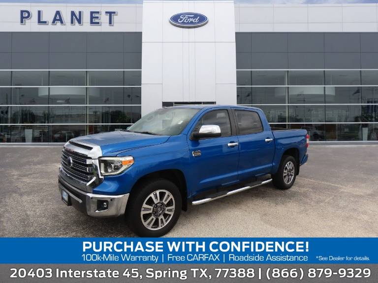 2018 Toyota Tundra 4WD Platinum CrewMax 5.5' Bed 5.7L FFV