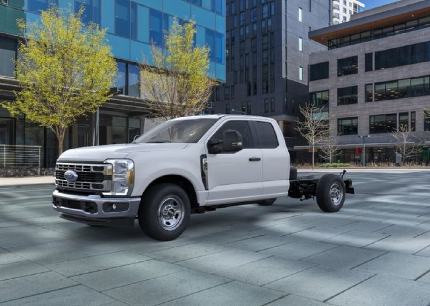 2025 Ford F-350 Super Duty Chassis Cab