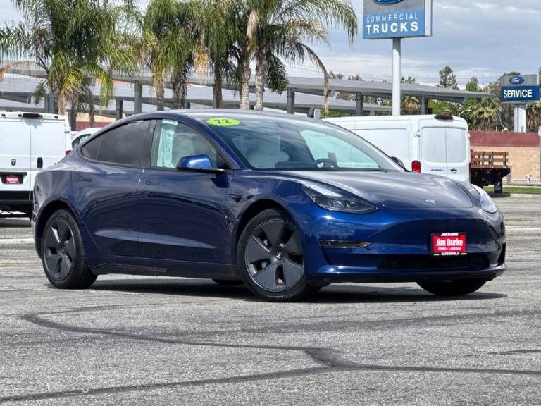 2022 Tesla Model 3 Base