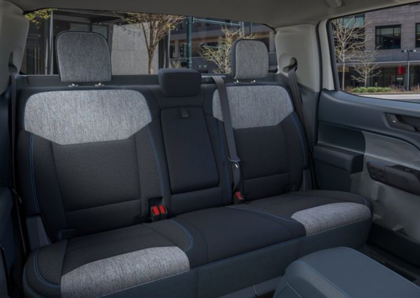 2025 Ford Maverick XLT - Photo 11