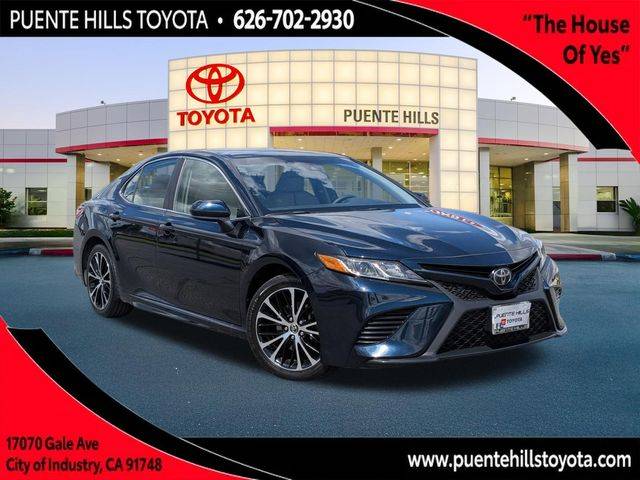 2018 Toyota Camry SE