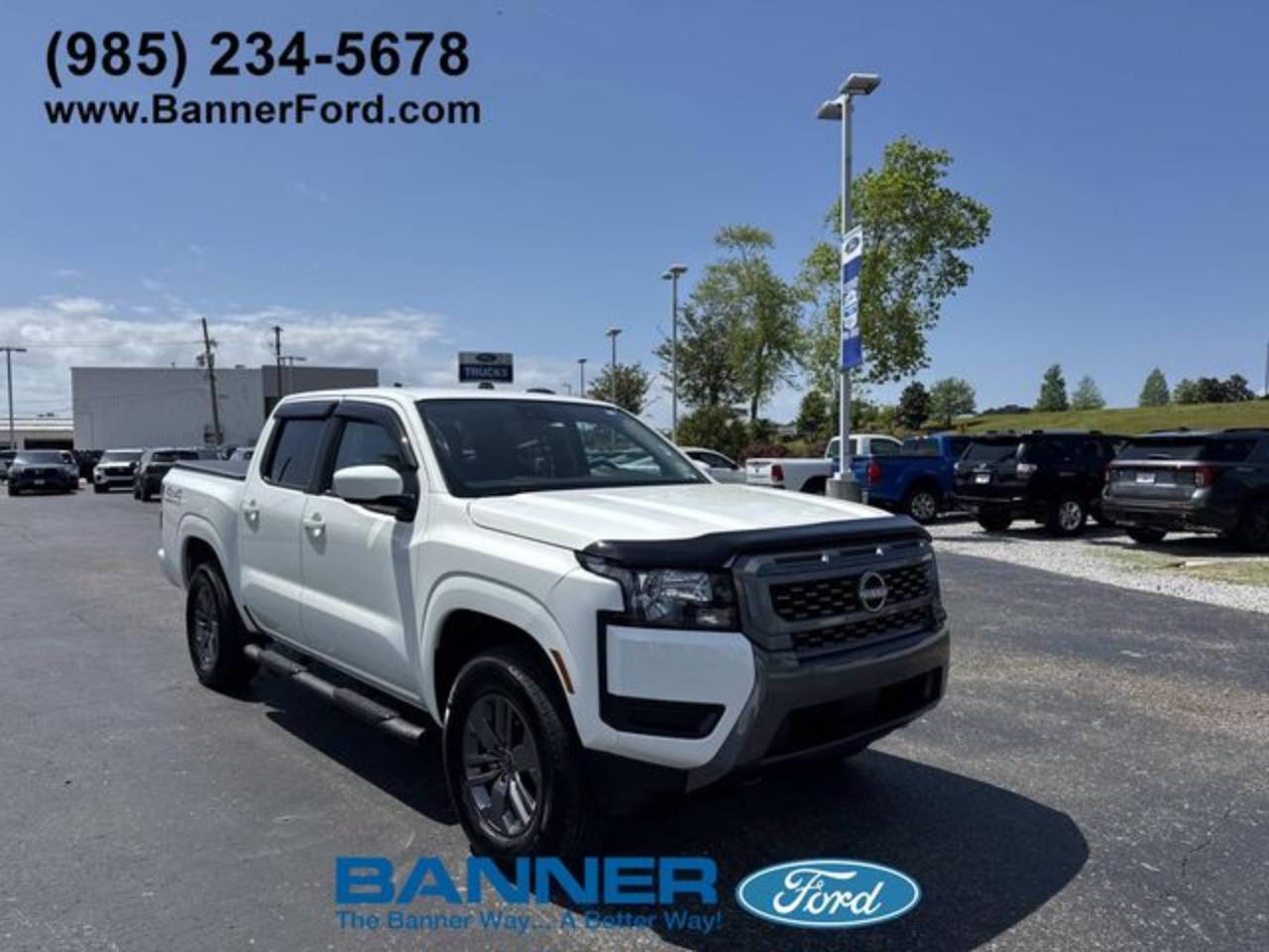 2025 Nissan Frontier SV Crew Cab 4X4 SWB's photo