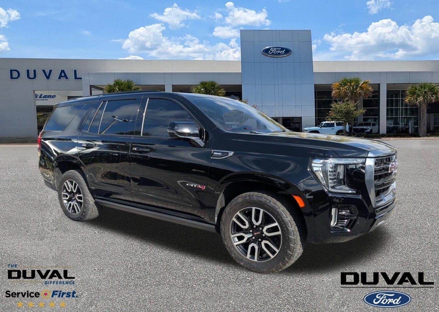 2022 GMC Yukon AT4 4X4's photo