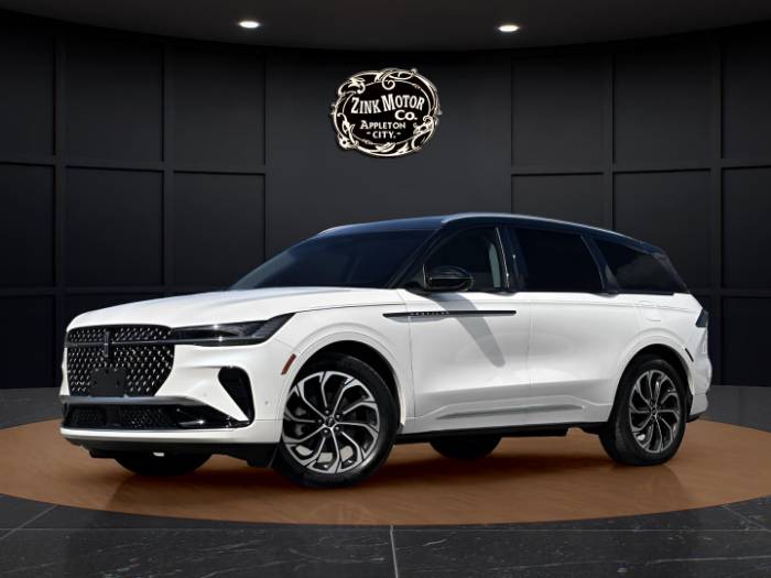 2024 Lincoln Nautilus Reserve