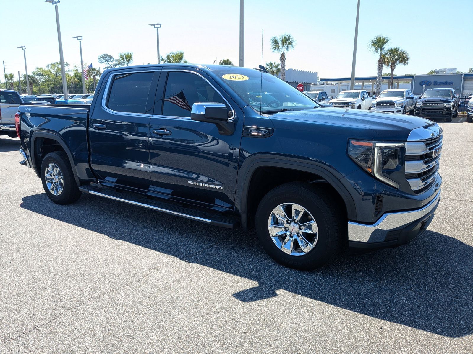 2023 GMC Sierra 1500 SLE